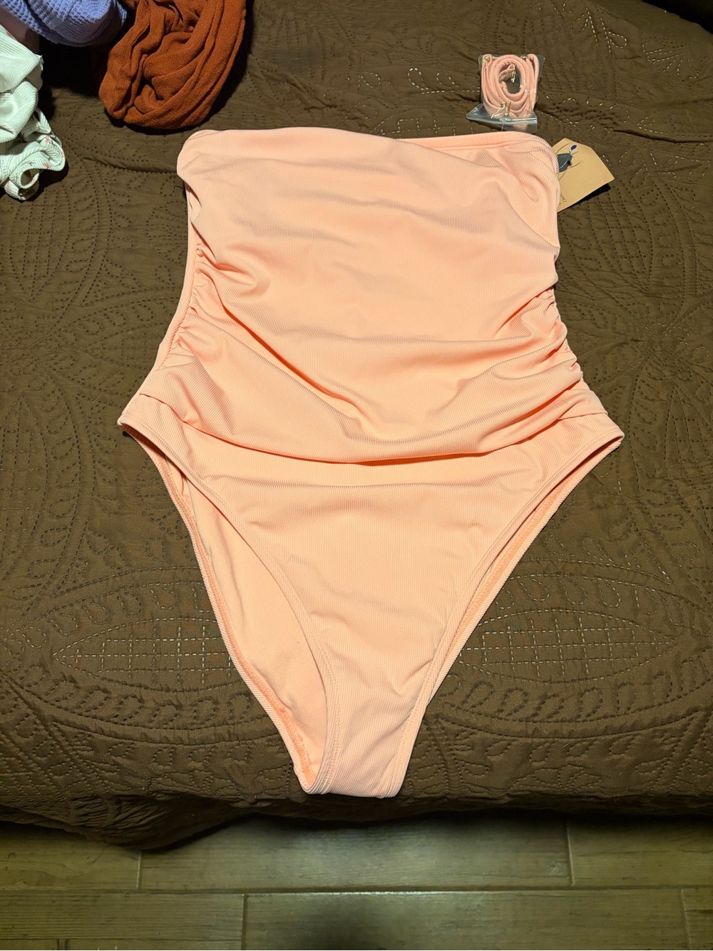 Shade & Shore Peach Strapless One-Piece Swimsuit with Removable Straps